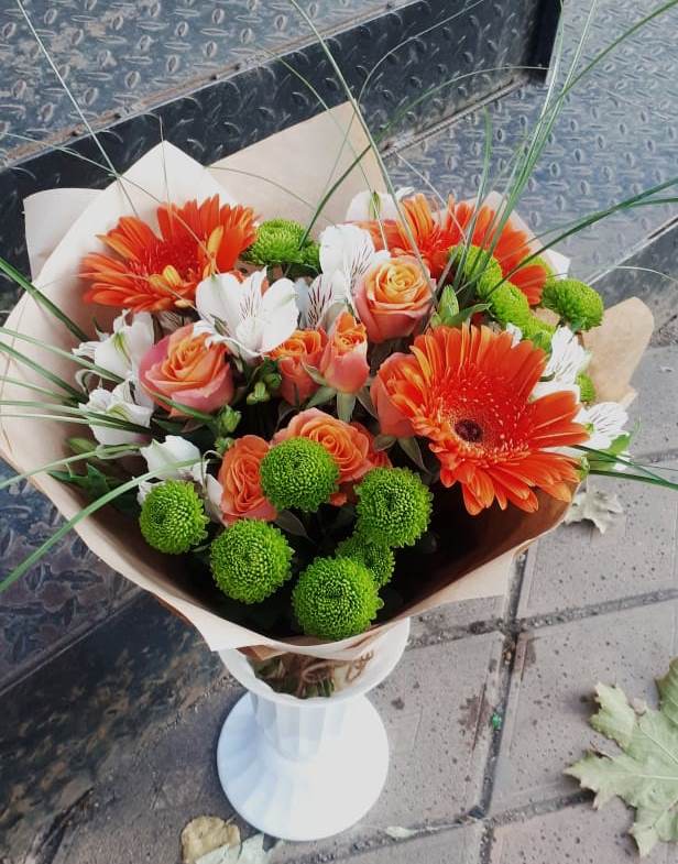 Букет цветов из: Герберы, Хризантемы, Альстромерии и Розы в Верхозиме