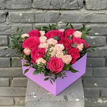 Цветочная композиция из Розы в коробке в Верхозиме