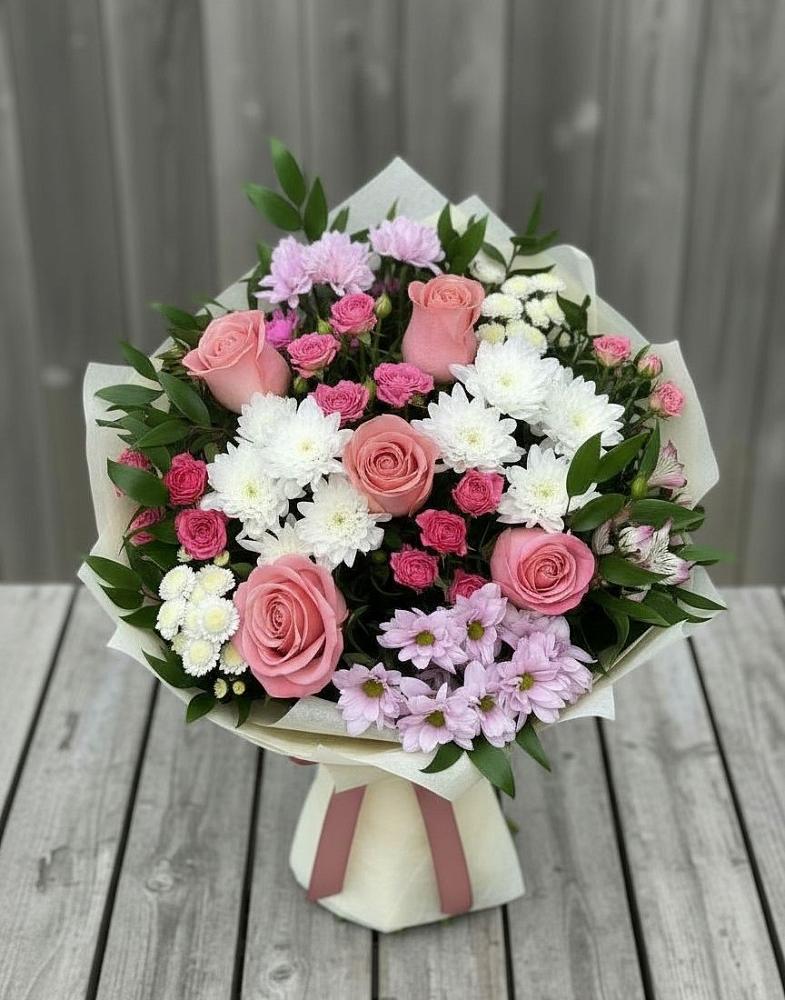 Букет цветов из: Альстромерии, Гвоздики, Розы и Хризантемы в Верхозиме