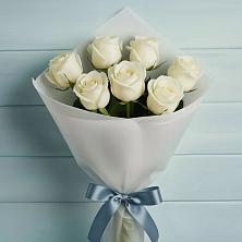 Букет 7 Белых роз Эдлесс Лав в Верхозиме