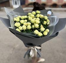 Букет Белые кустовые розы Солинеро в Верхозиме