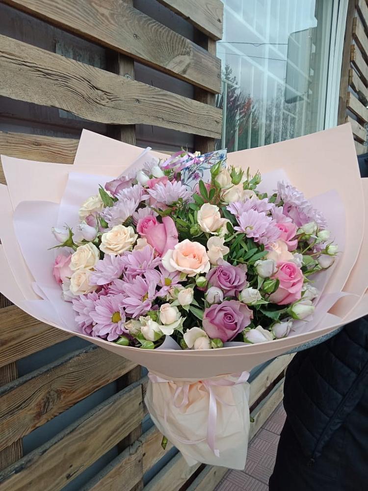 Букет цветов из: Розы и Хризантемы в Верхозиме