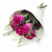 Букет цветов из:  Розы в Верхозиме