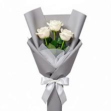 Букет 3 белые розы в Верхозиме