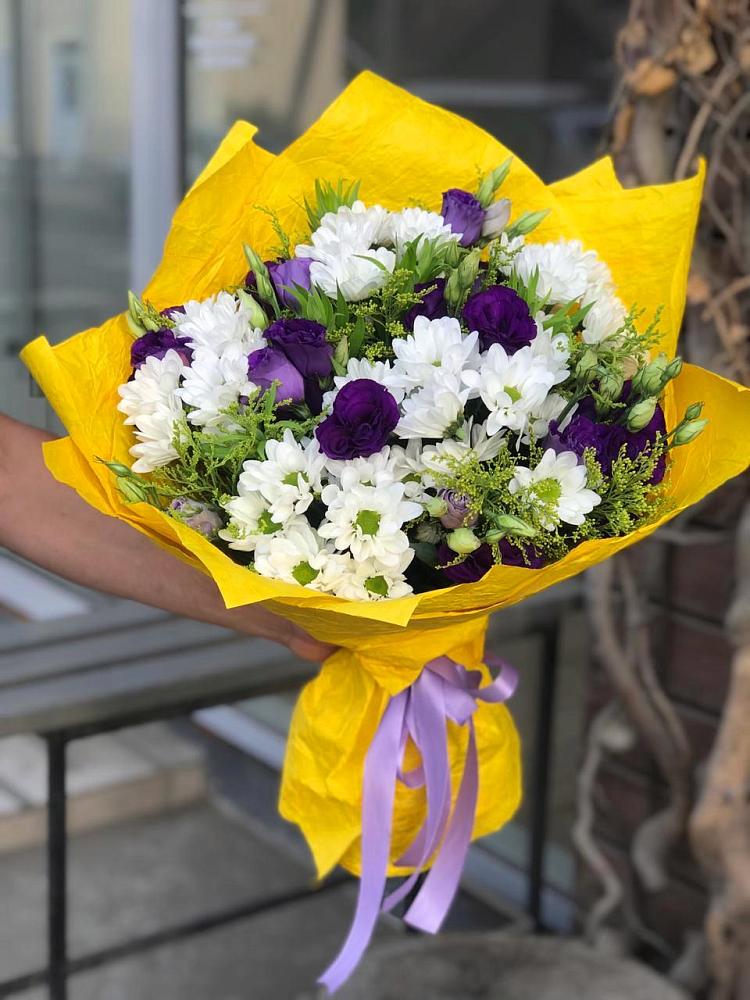 Букет цветов из: Ирисы, Хризантемы и Ромашки в Верхозиме