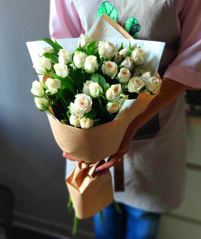 Букет цветов из: Розы в Верхозиме