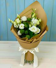 Букет цветов из:  Хризантемы и Лизиантусы #REPLACE_PRED# Верхозиме