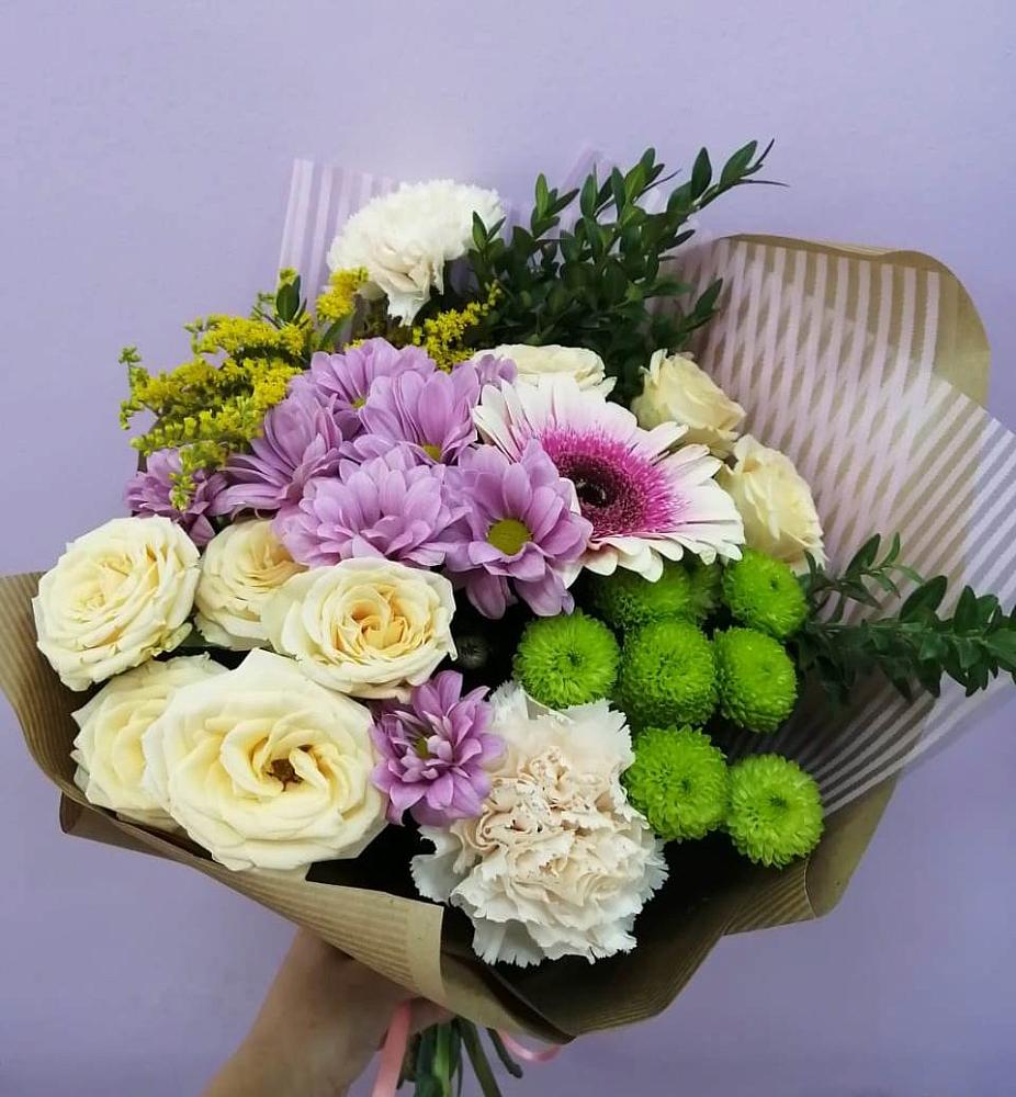 Букет цветов из: Хризантемы, Розы, Гвоздики и Герберы в Верхозиме