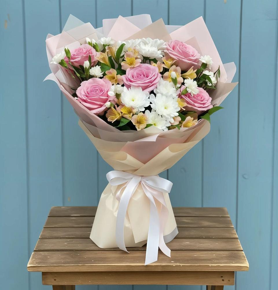 Букет цветов из: Гвоздики, Орхидеи и Розы в Верхозиме